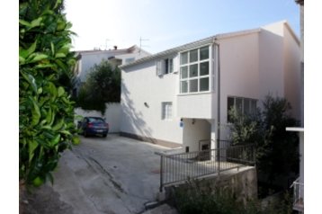 Privatan smeštaj Podgora 5